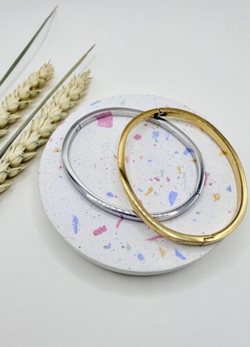 Linear Bangle